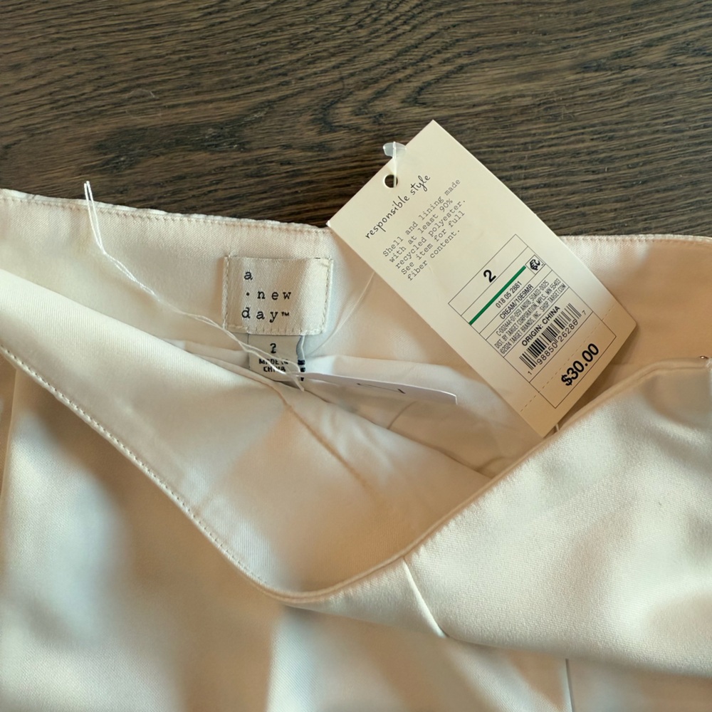 A new day. Women’s Cream Mini Skirt. NWT size 2 - Picture 2 of 2